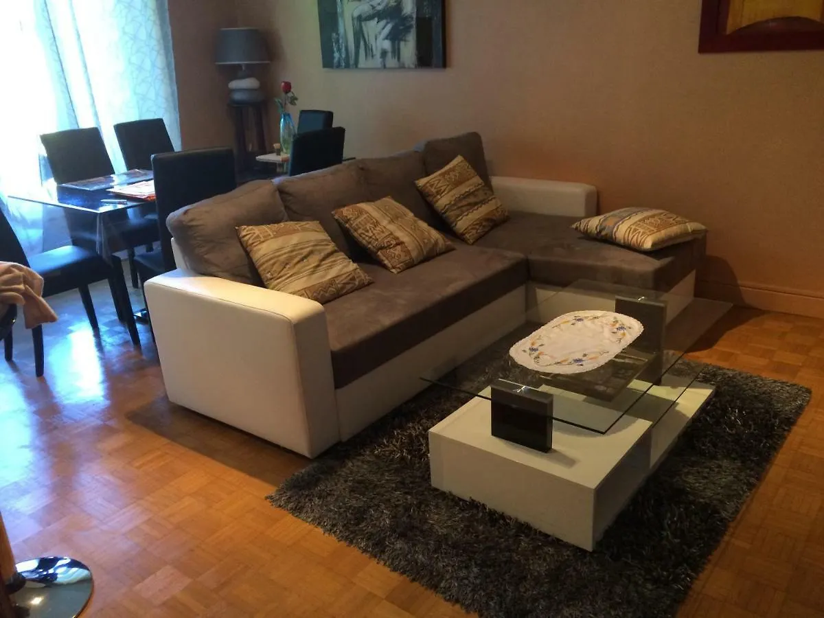 T2 Gite De Laurette Avec Garage Et Parking Prives Rodez